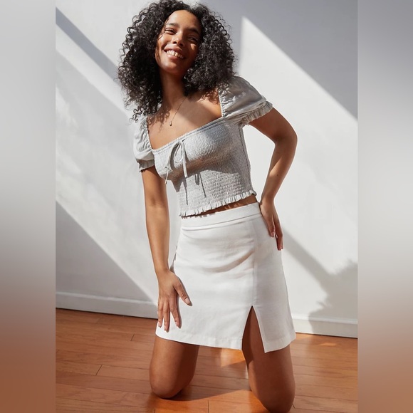 Aritzia Wilfred Smocked Blouse - BNWT - White - Picture 2 of 5